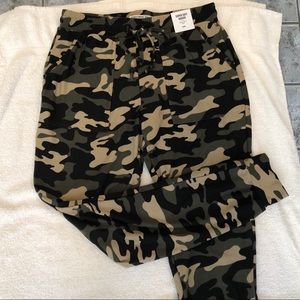 Urban Planet/Streetwear Society camouflage sweats